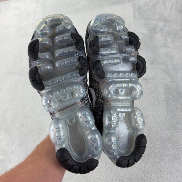 Nike Air Vapormax Flyknit 3 Oreo Black Gray Size 9 - Picture 4 of 15